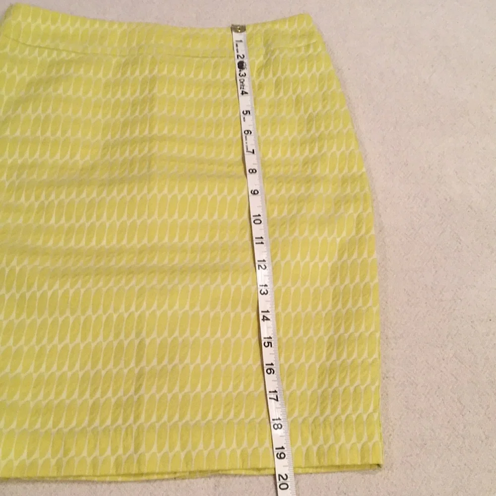 Ann Taylor excellent ann